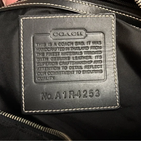 Vintage Limited Edition Coach R-4253 Boston Bag Duffel - Picture 8 of 8